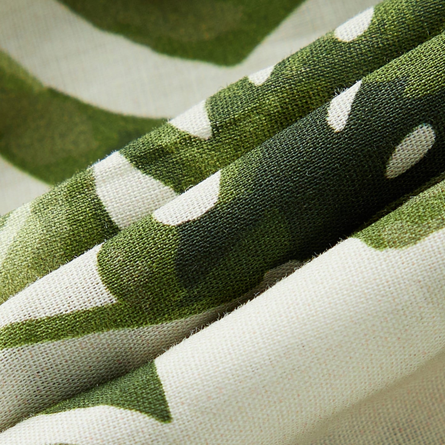 Island Leaf Collar Button-Up Shirt and Shorts Set