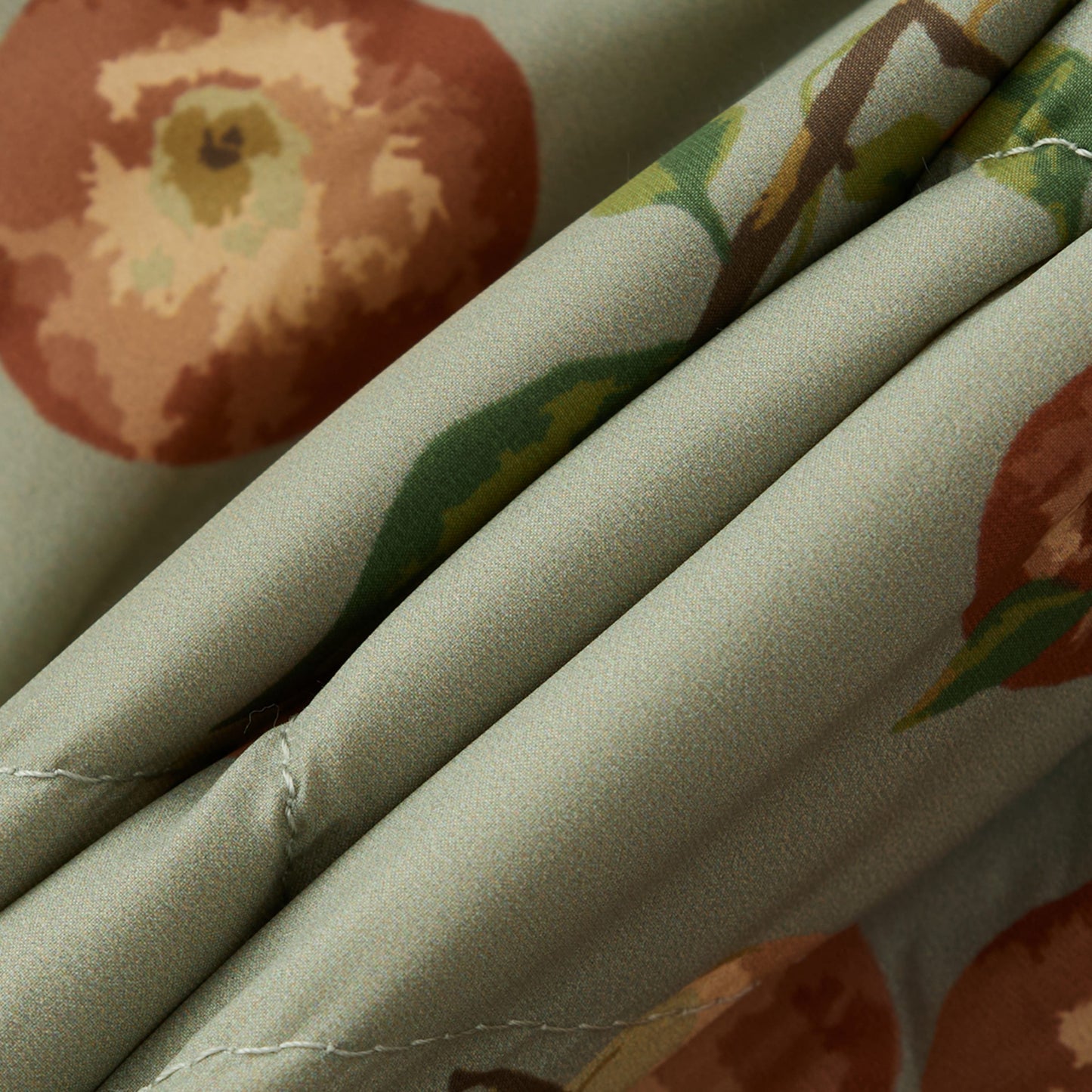 Apple Orchard Lightweight Down Hooded Jacket