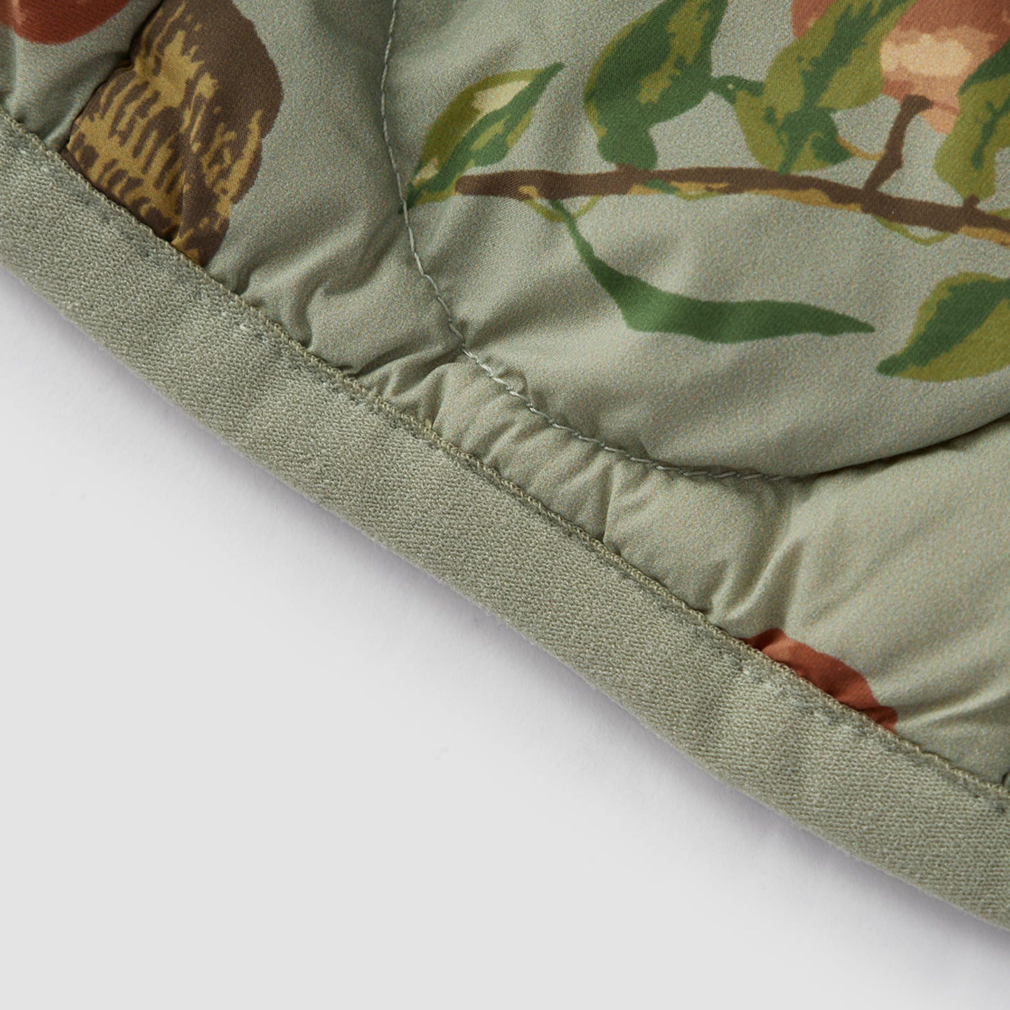 Apple Orchard Lightweight Down Hooded Jacket