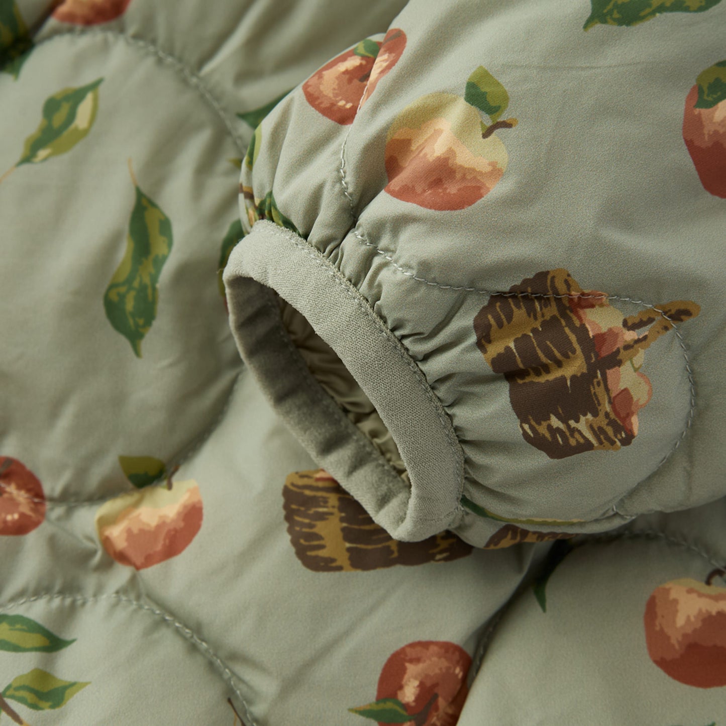 Apple Orchard Lightweight Down Hooded Jacket