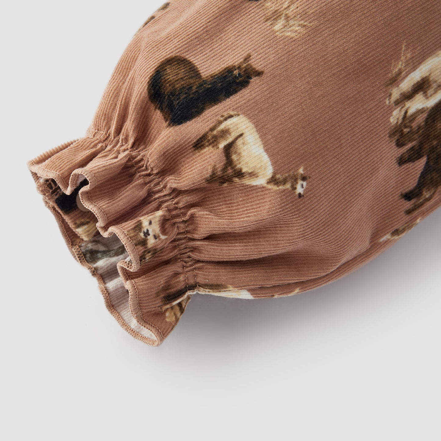 Alpaca Corduroy Ruffle Snap Jumper